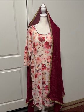 Soft Floral Pakistani Salwar Kameez with Burgundy Dupatta